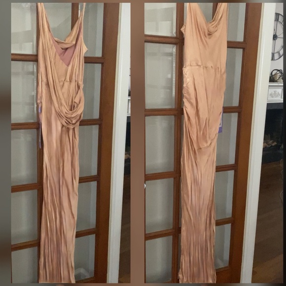 Rose gold satin sleek fitted evening gown, formal dress or gala gown - Picture 4 of 4